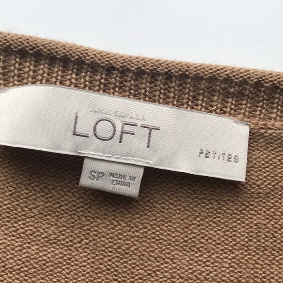 LOFT 3/4 Length Sweater/Shirt - Picture 3 of 4